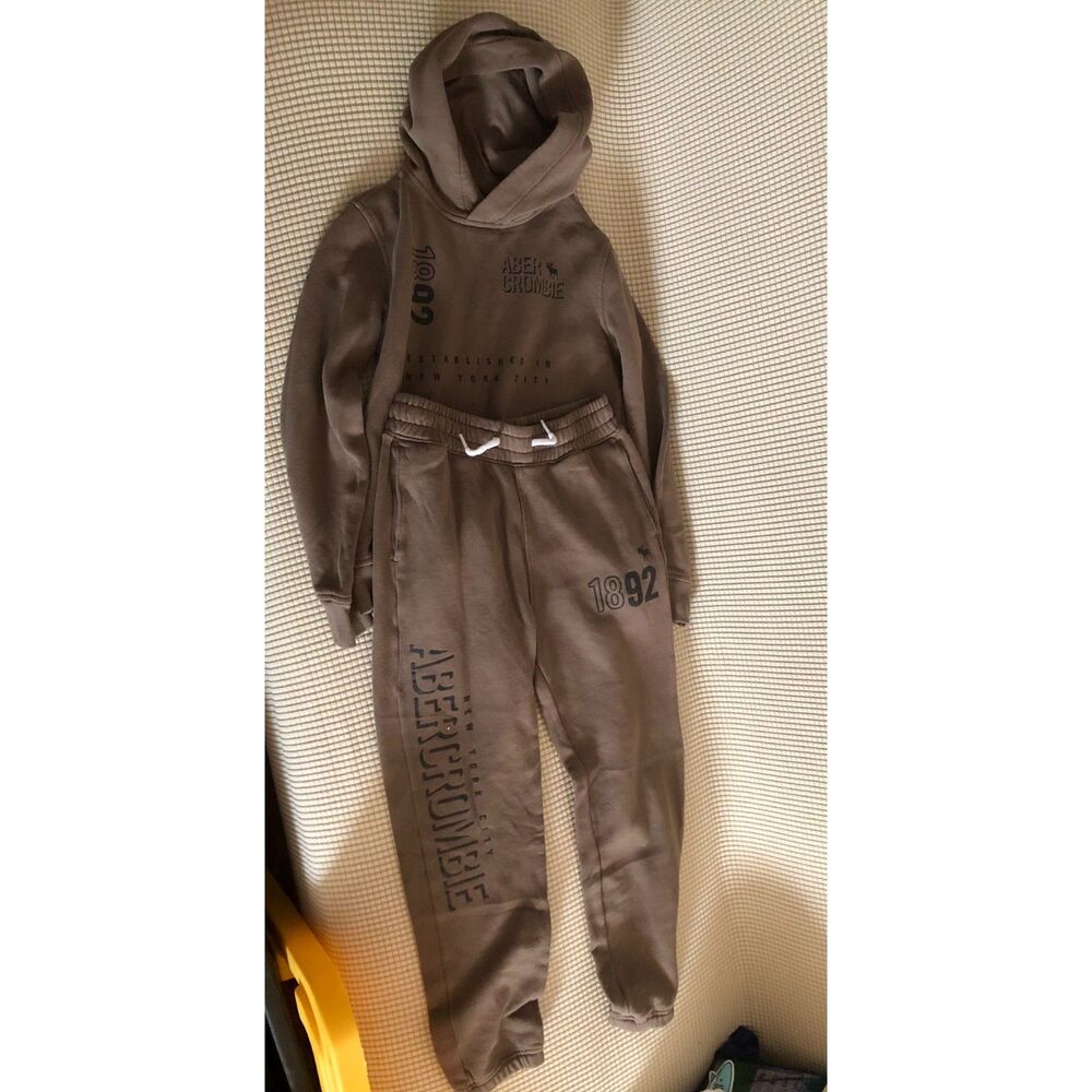 Abercrombie Kids 1892 Brown Hoodie Jogger Set Size 9/10 Excellent Condition